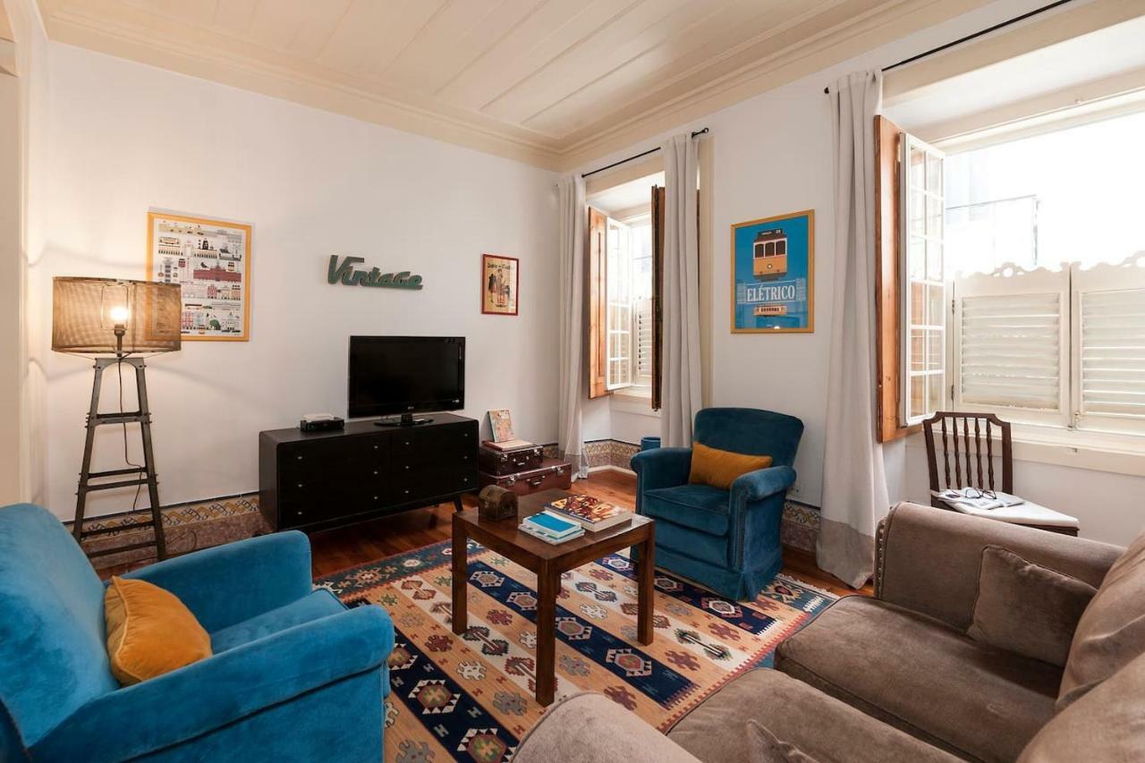2 Bedroom Apartment With Patio Next To Avenida Da Liberdade リスボン エクステリア 写真