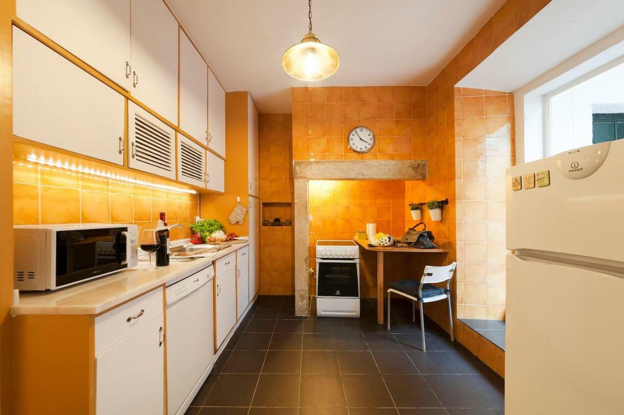 2 Bedroom Apartment With Patio Next To Avenida Da Liberdade リスボン エクステリア 写真