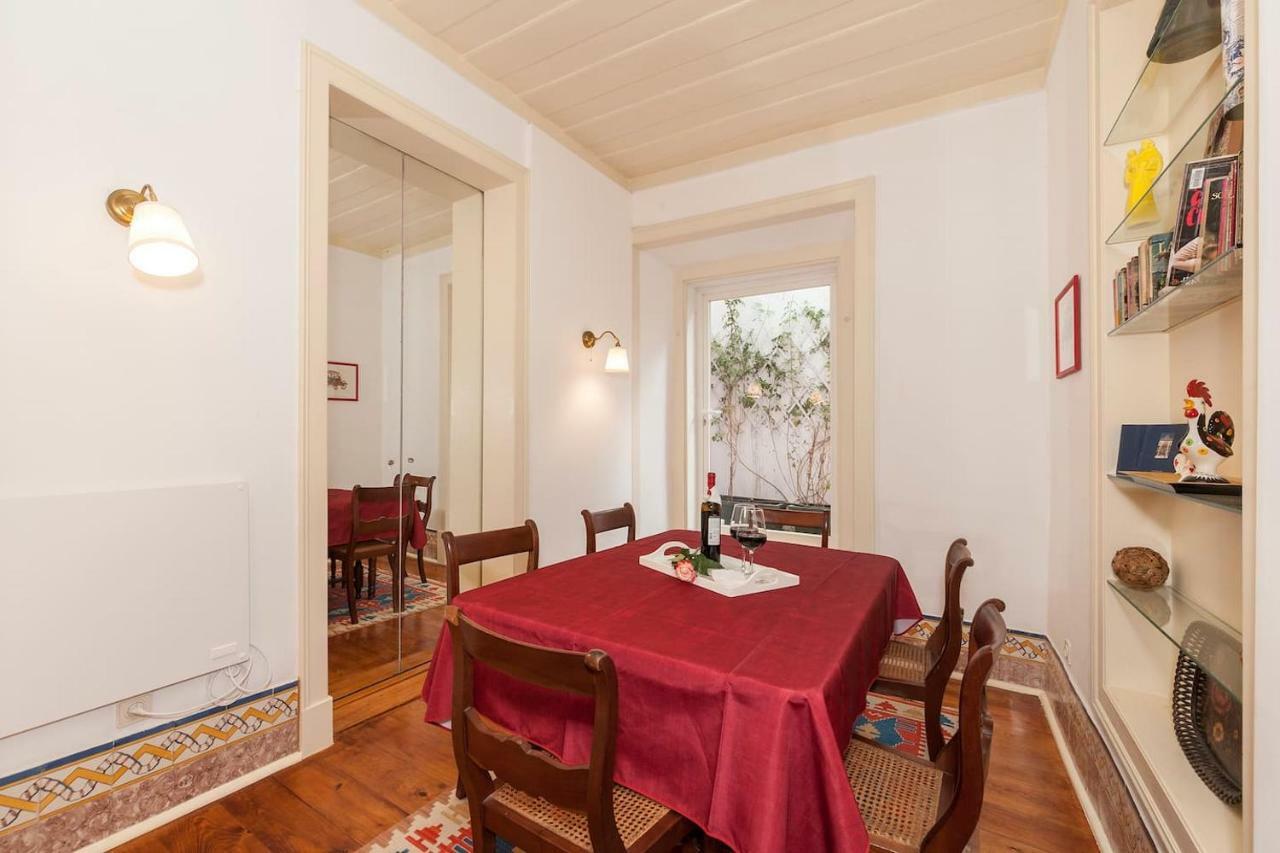 2 Bedroom Apartment With Patio Next To Avenida Da Liberdade リスボン エクステリア 写真