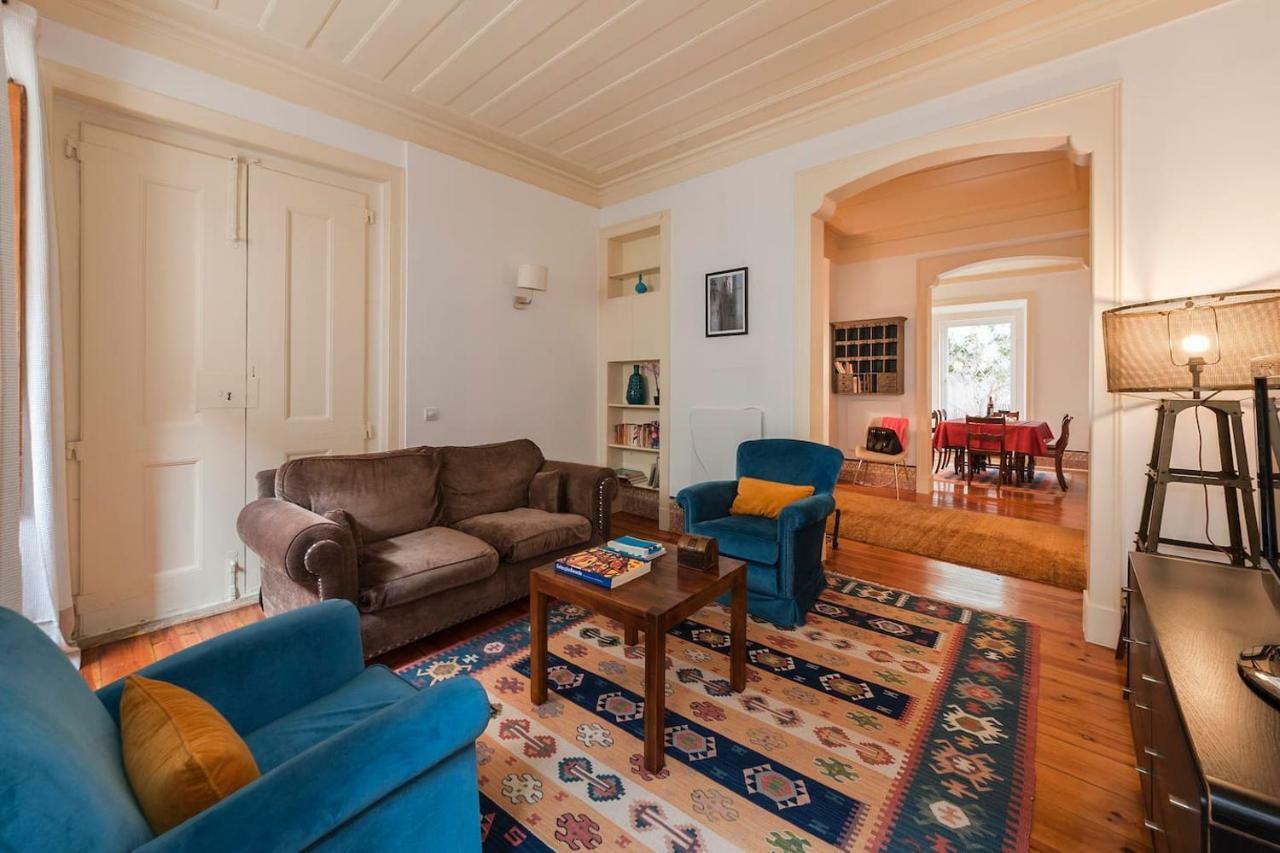 2 Bedroom Apartment With Patio Next To Avenida Da Liberdade リスボン エクステリア 写真