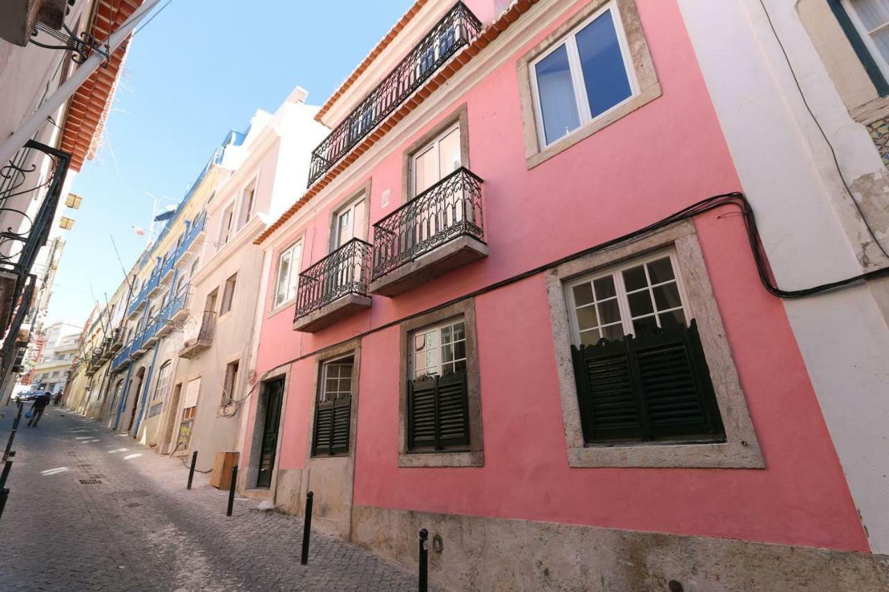 2 Bedroom Apartment With Patio Next To Avenida Da Liberdade リスボン エクステリア 写真